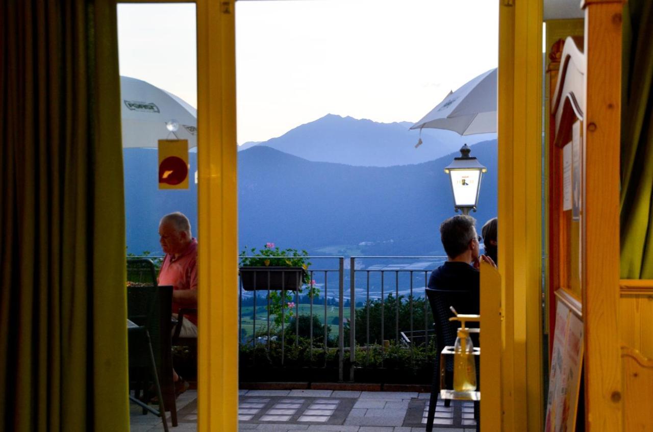 Hotel Villa Argentina Ronzone Exteriör bild